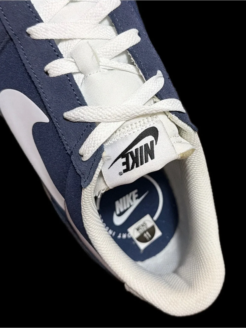 Nike WAFFLE NAV Men’s size 11 Midnight Navy/Obsidian/Thunder